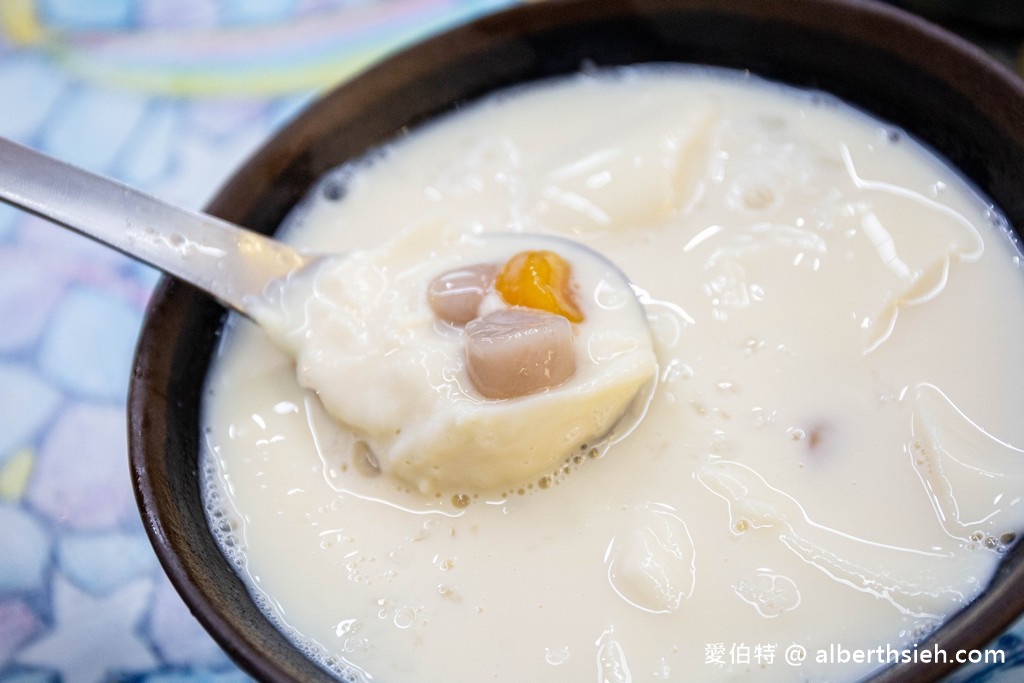 商校街刨冰豆花．花蓮美食（芋泥冰用料實在，超濃郁且綿密滑順的口感超好吃） @愛伯特