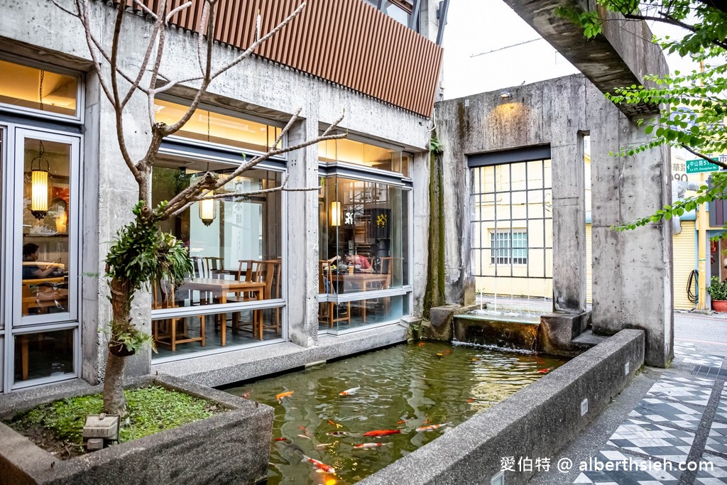 王記茶舖中山店．花蓮火車站美食（餐點菜單價格，花蓮版春水堂，充滿禪意古色古香的用餐環境） @愛伯特