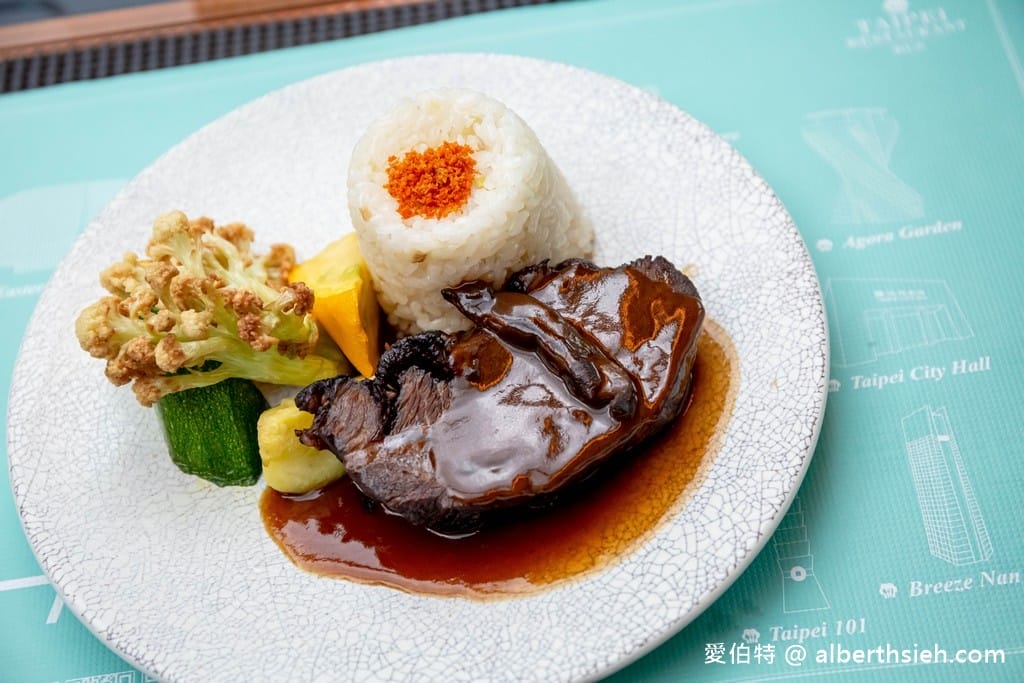 2022台北雙層餐車X寒舍艾美（如何預約？粵式米其林晚餐下午茶實際用餐以及搭乘心得）