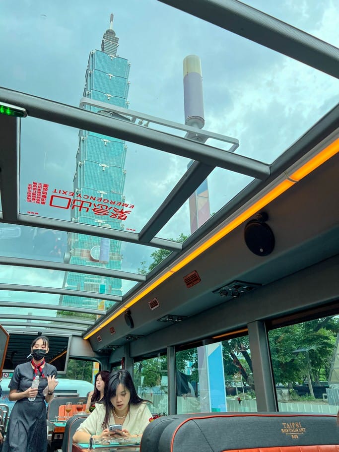 2022台北雙層餐車X寒舍艾美（如何預約？粵式米其林晚餐下午茶實際用餐以及搭乘心得）