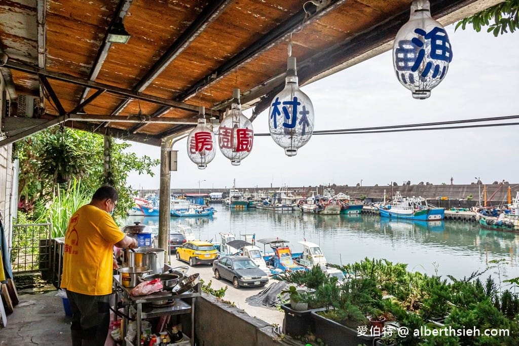 宜蘭一日遊（夏季最Chill的賞鯨之旅，在地漁村吃海鮮，龜山島海景第一排喝咖啡）