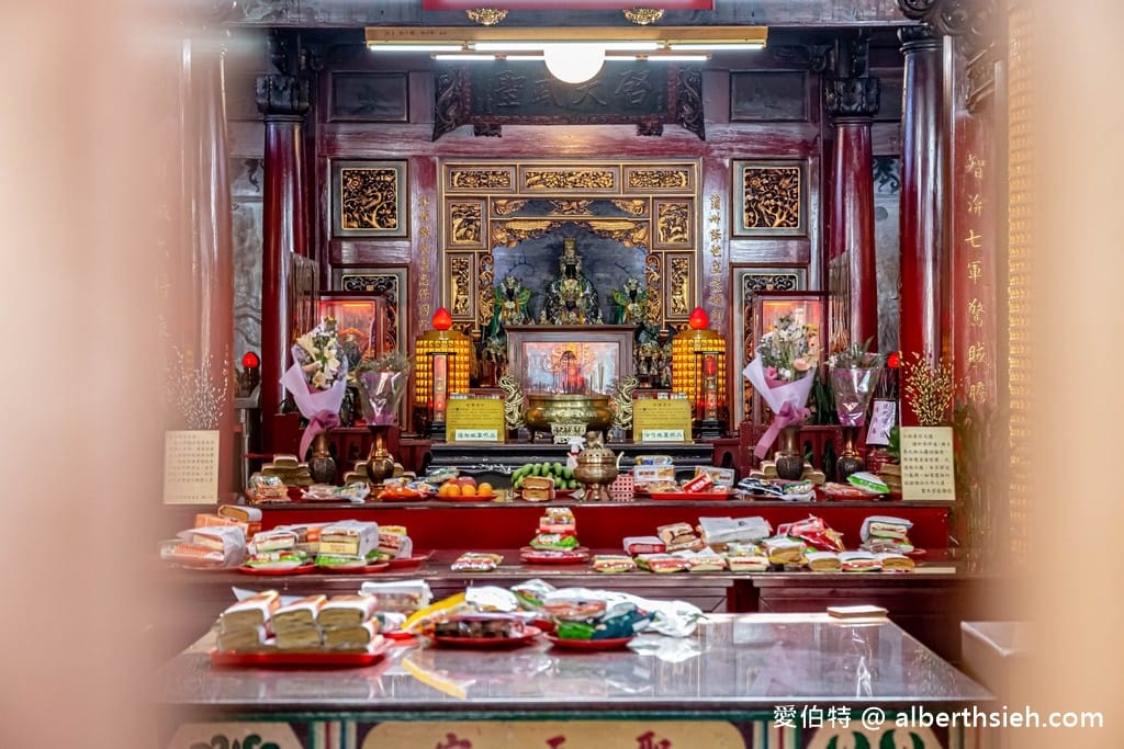花蓮帝君廟聖天宮｜80年香火鼎盛的關聖帝君廟，必吃米粉羹