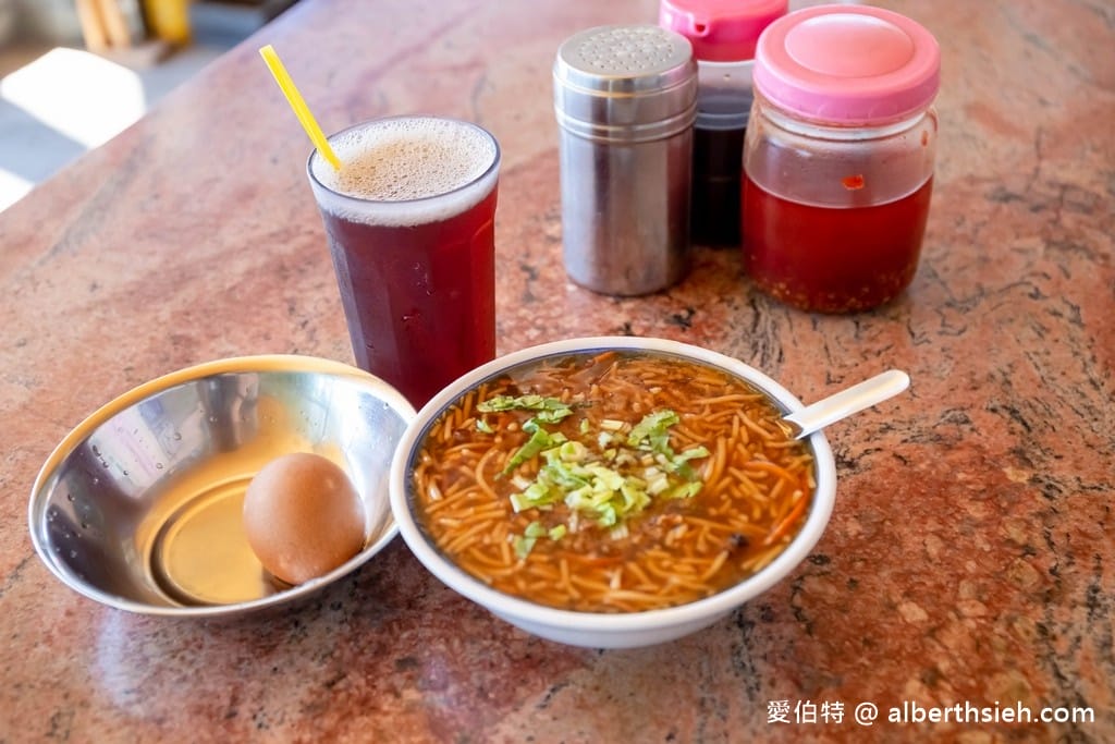 花蓮帝君廟聖天宮｜80年香火鼎盛的關聖帝君廟，必吃米粉羹