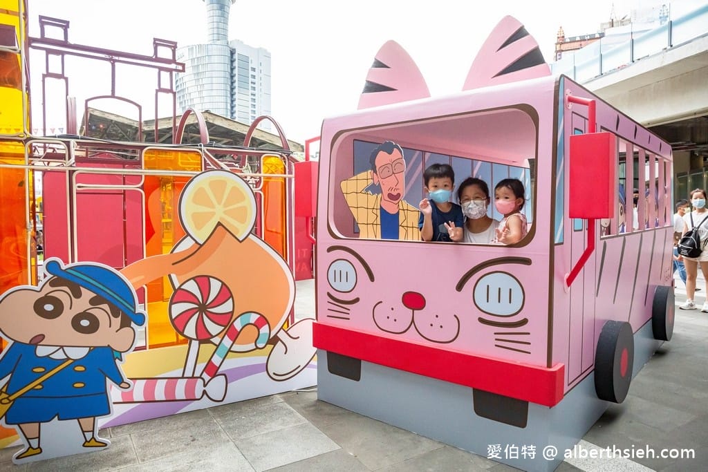 蠟筆小新甜點世界大冒險．台中免費景點（春日部防衛隊集合，來跟小新拍照打卡吧！）