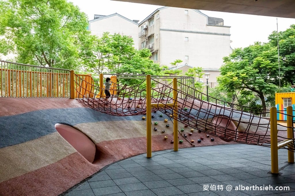 桃園龍潭親子景點|舞動園區(國三橋下),攀爬繩網主題遊具消耗孩童體力 - 第22張圖 桃園龍潭親子景點|舞動園區(國三橋下),攀爬繩網主題遊具消耗孩童體力