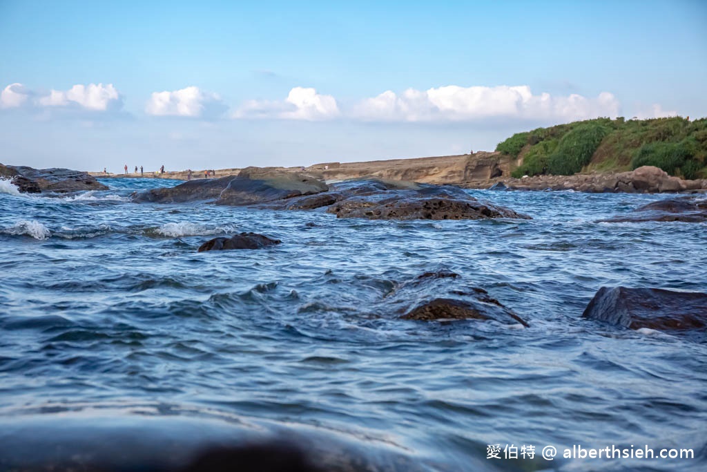 新北東北角親子玩水｜瑞芳蝙蝠洞公園（撈魚抓螃蟹、浮潛勝地） @愛伯特