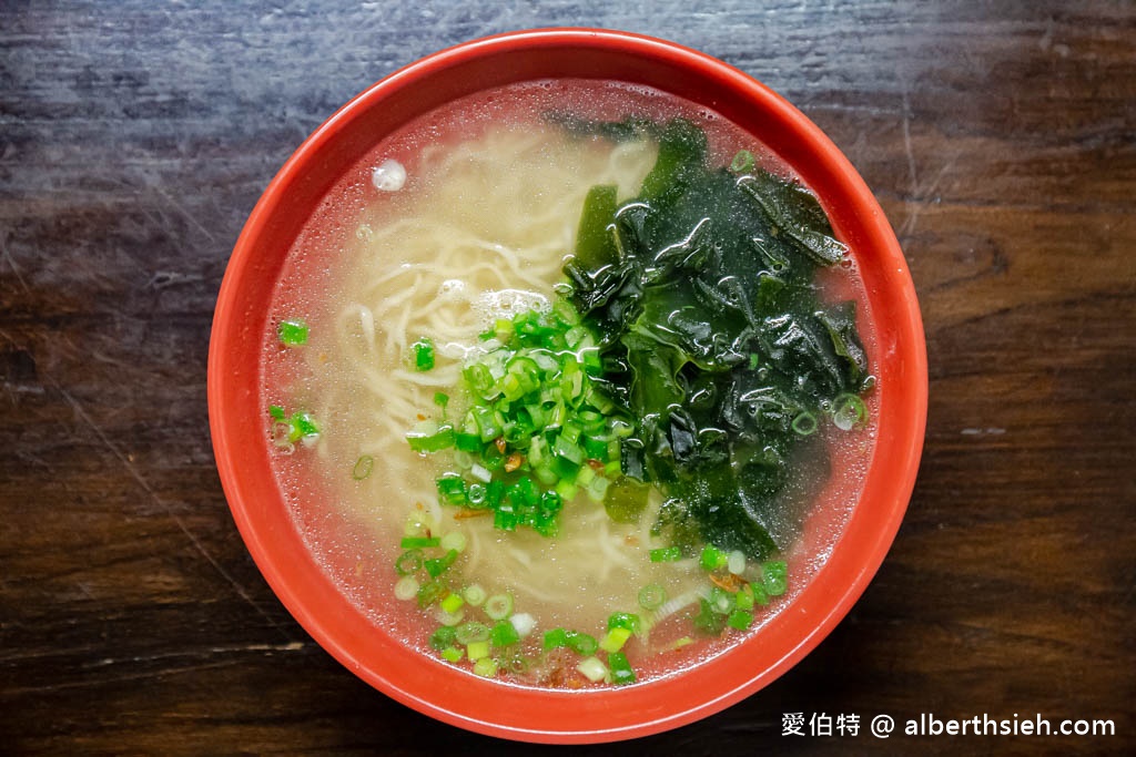 王姐魚湯麵．桃園大溪美食（隱藏於天橋底下的在地私房美食，湯頭清爽魚肉厚實鮮美） @愛伯特