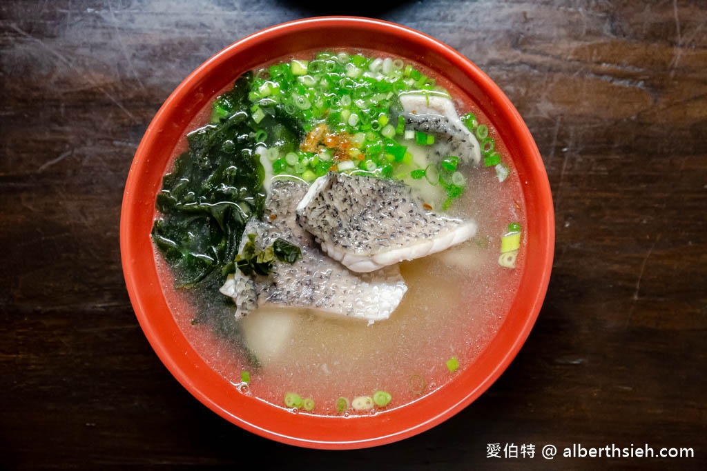 王姐魚湯麵．桃園大溪美食（隱藏於天橋底下的在地私房美食，湯頭清爽魚肉厚實鮮美） @愛伯特