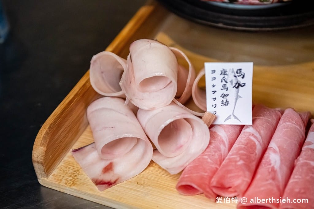 漁場鍋物三代目、魚刺人雞蛋糕.花蓮新城美食(東昌定置漁場旁,超新鮮的現撈漁貨) - 第22張圖 漁場鍋物三代目、魚刺人雞蛋糕.花蓮新城美食(東昌定置漁場旁,超新鮮的現撈漁貨)