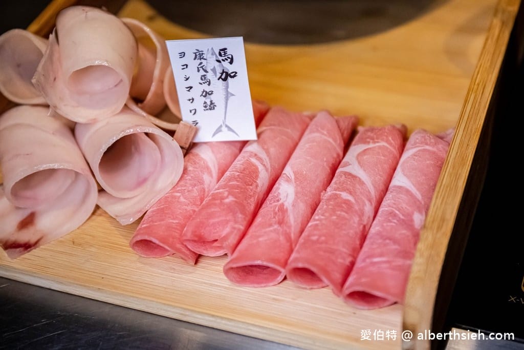 漁場鍋物三代目、魚刺人雞蛋糕.花蓮新城美食(東昌定置漁場旁,超新鮮的現撈漁貨) - 第21張圖 漁場鍋物三代目、魚刺人雞蛋糕.花蓮新城美食(東昌定置漁場旁,超新鮮的現撈漁貨)