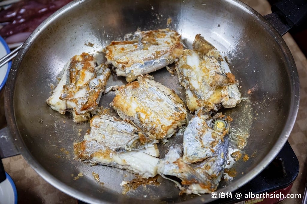 宜蘭頭城美食．梗枋漁村廚房（船長娘ㄟ灶咖，自己料理最新鮮美味的海鮮！）