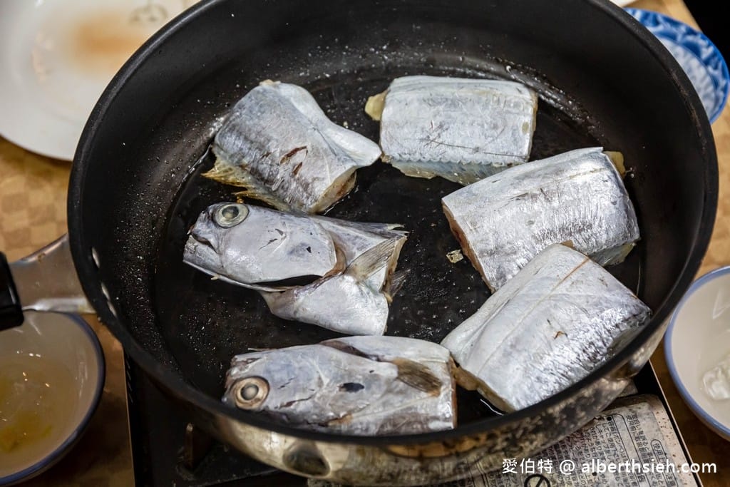 宜蘭頭城美食．梗枋漁村廚房（船長娘ㄟ灶咖，自己料理最新鮮美味的海鮮！）