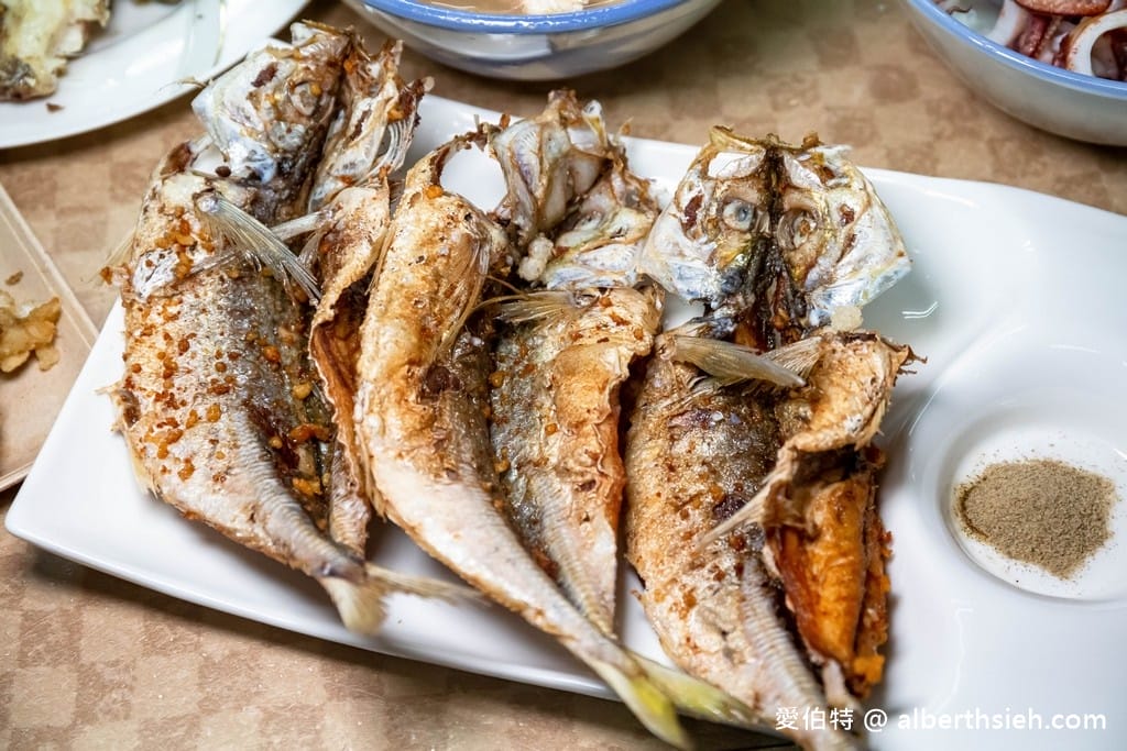 宜蘭頭城美食．梗枋漁村廚房（船長娘ㄟ灶咖，自己料理最新鮮美味的海鮮！）