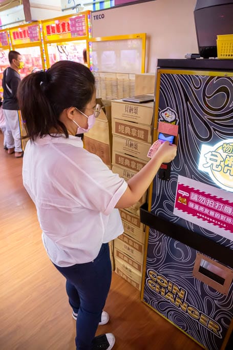 桃園夾娃娃機店推薦哪一間？優品娃娃屋（超過75台的夾娃娃機商場，各種娃娃、零食、生活用品等你瘋狂出貨充滿爽感）