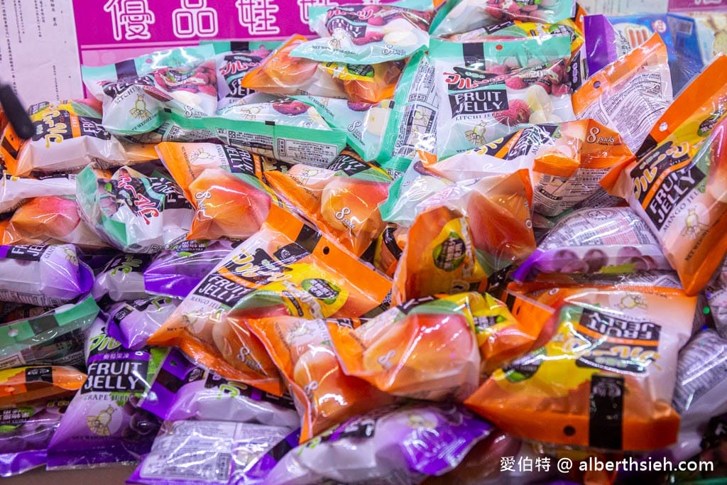 桃園夾娃娃機店推薦哪一間？優品娃娃屋（超過75台的夾娃娃機商場，各種娃娃、零食、生活用品等你瘋狂出貨充滿爽感）