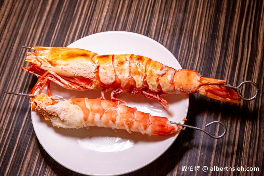 2023年菜外帶推薦．東街日本料理桃園旗艦店（超狂鹽烤手臂蝦，刺身，壽司，雞肉，佛跳牆以及酸菜白肉鍋通通有）