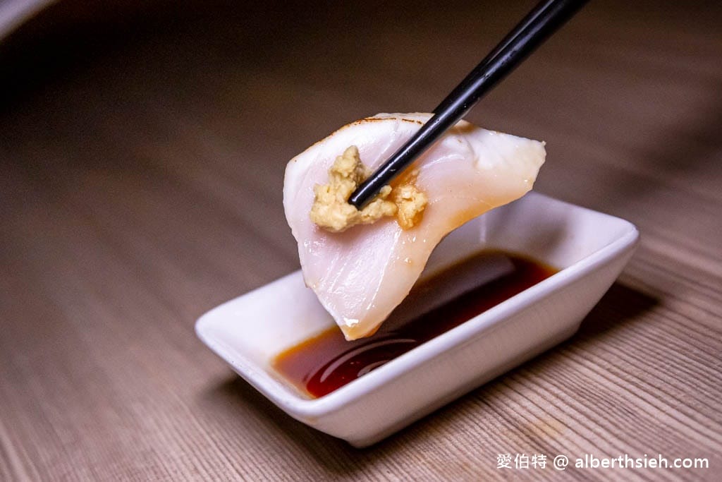 2023年菜外帶推薦．東街日本料理桃園旗艦店（超狂鹽烤手臂蝦，刺身，壽司，雞肉，佛跳牆以及酸菜白肉鍋通通有）