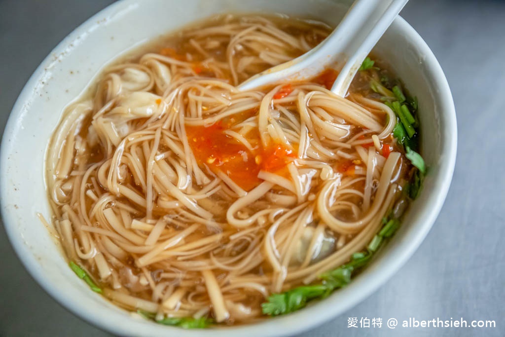 阿郎蚵仔麵線．桃園美食（在地老饕推薦美食，跟南門市場一樣早上就開賣！） @愛伯特