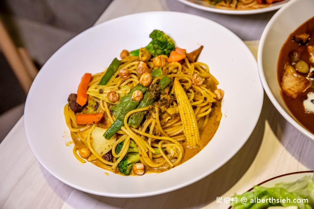 本物洋食埔心店．桃園楊梅美食（CP值超高平價美食100元起，咖哩義大利麵都好吃，埔心火車站前） @愛伯特