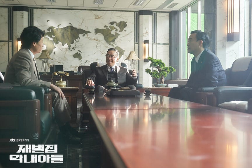 韓劇《財閥家的小兒子》（EP1-4 劇情心得，看宋仲基重生的復仇之路！）
