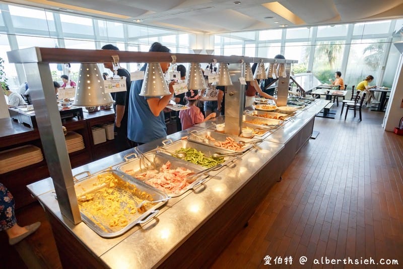 沖繩推薦住宿．沖繩美麗海世紀飯店（美麗海水族館與翡翠海灘就在旁邊）