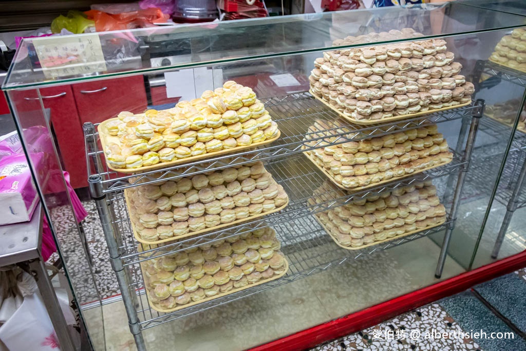 惠豐麵包店．南投埔里美食（超浮誇的全台最大15公分台式馬卡龍） @愛伯特