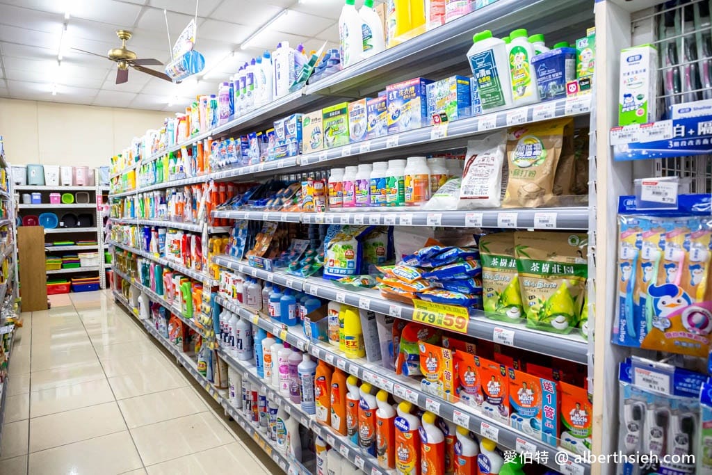 中聯百貨台中東勢店（加入會員送30元，週五88折優惠，春節滿千送抽獎券最大獎按摩椅）