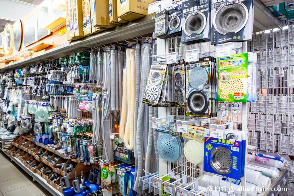 中聯百貨台中東勢店（加入會員送30元，週五88折優惠，春節滿千送抽獎券最大獎按摩椅）