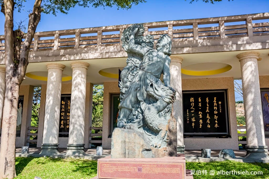 佛光山佛陀紀念館．高雄大樹景點（全台最大佛教道場，擁有全世界最大最高的青銅坐佛）