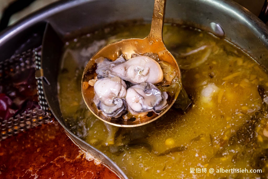 中壢大時鐘美食．超夯川麻辣鍋火鍋吃到飽（超彭湃自助吧搭配鮮甜的肉品海鮮讓你無限狂吃） @愛伯特