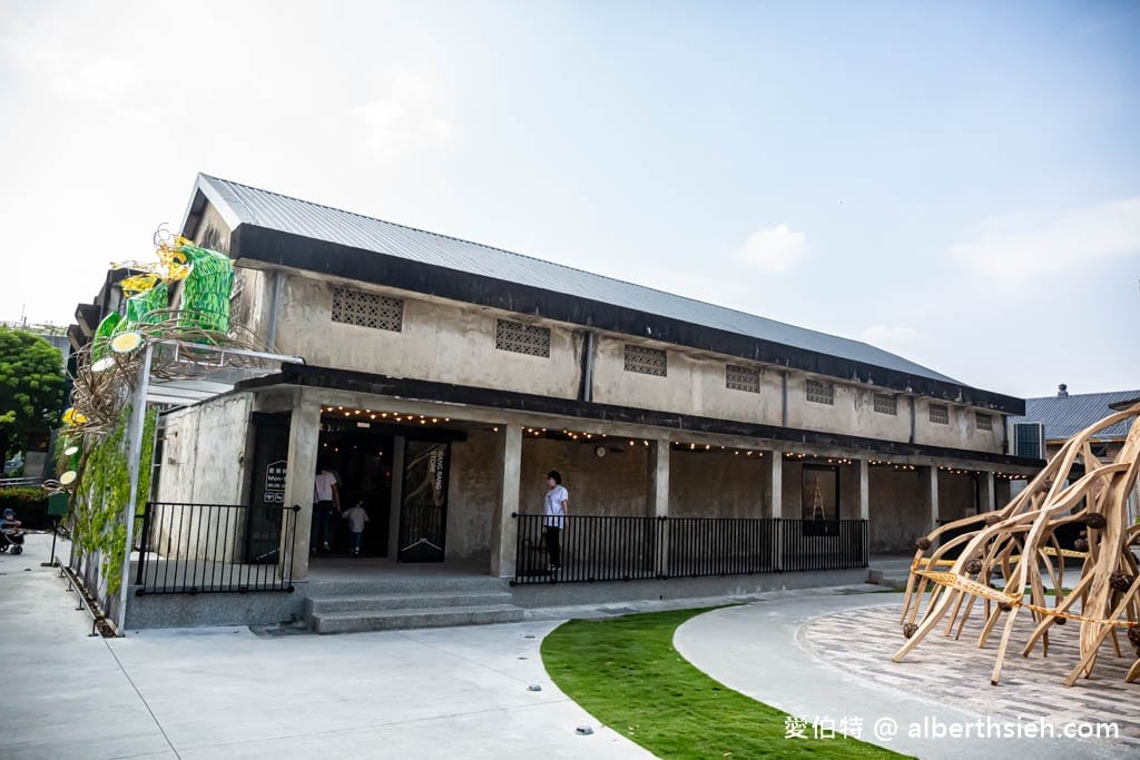 嘉義親子景點｜中埔穀倉農創園區，全台唯一穀倉星巴克，免門票親子遊戲區