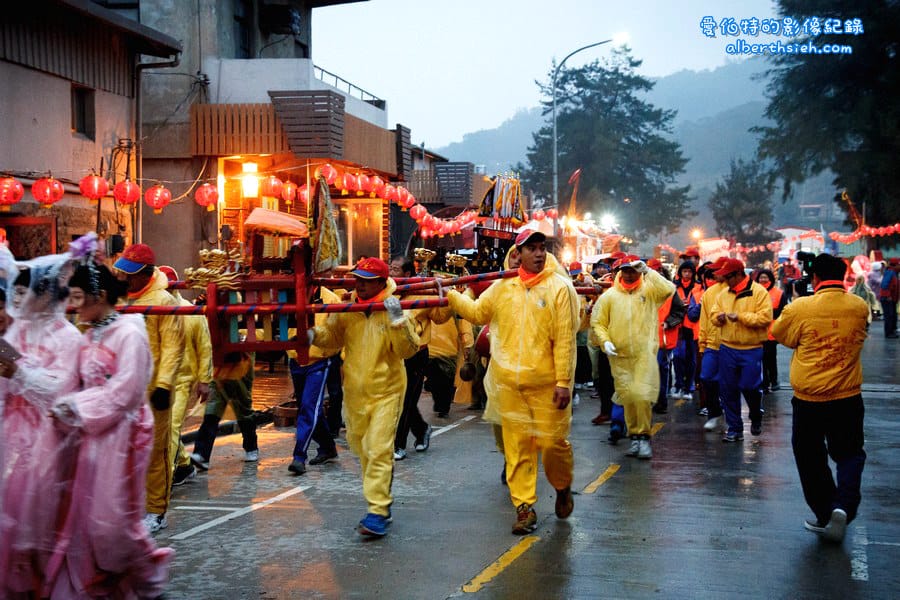 馬祖北竿.擺暝文化祭(神明也要過年,燒馬糧扛乩神轎遶境超熱鬧) - 第30張圖 馬祖北竿.擺暝文化祭(神明也要過年,燒馬糧扛乩神轎遶境超熱鬧)
