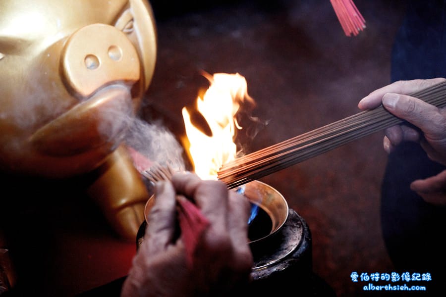 馬祖北竿.擺暝文化祭(神明也要過年,燒馬糧扛乩神轎遶境超熱鬧) - 第37張圖 馬祖北竿.擺暝文化祭(神明也要過年,燒馬糧扛乩神轎遶境超熱鬧)