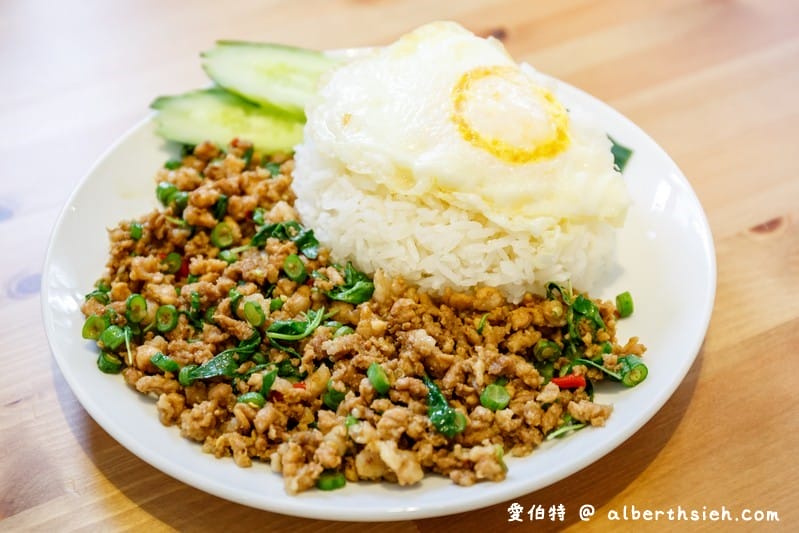阿含thai．龍岡忠貞市場美食（文青風格的泰式料理，酸辣海鮮炒MAMA麵好好吃）