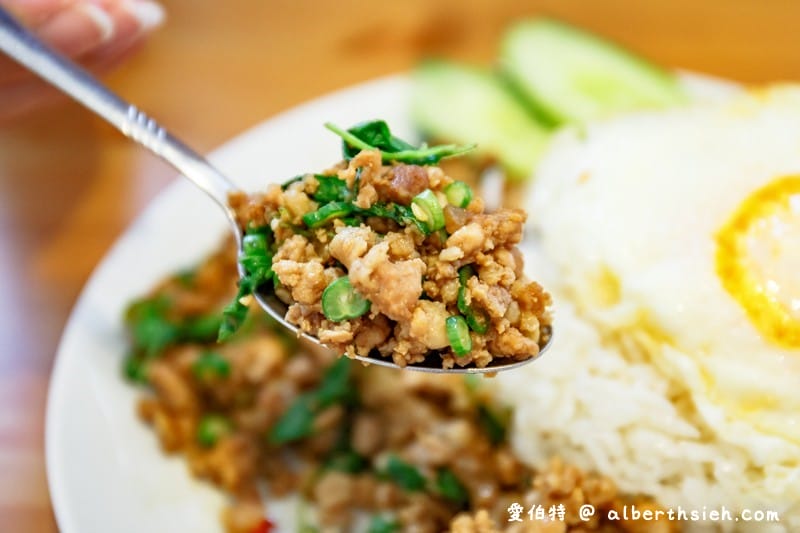 阿含thai．龍岡忠貞市場美食（文青風格的泰式料理，酸辣海鮮炒MAMA麵好好吃）