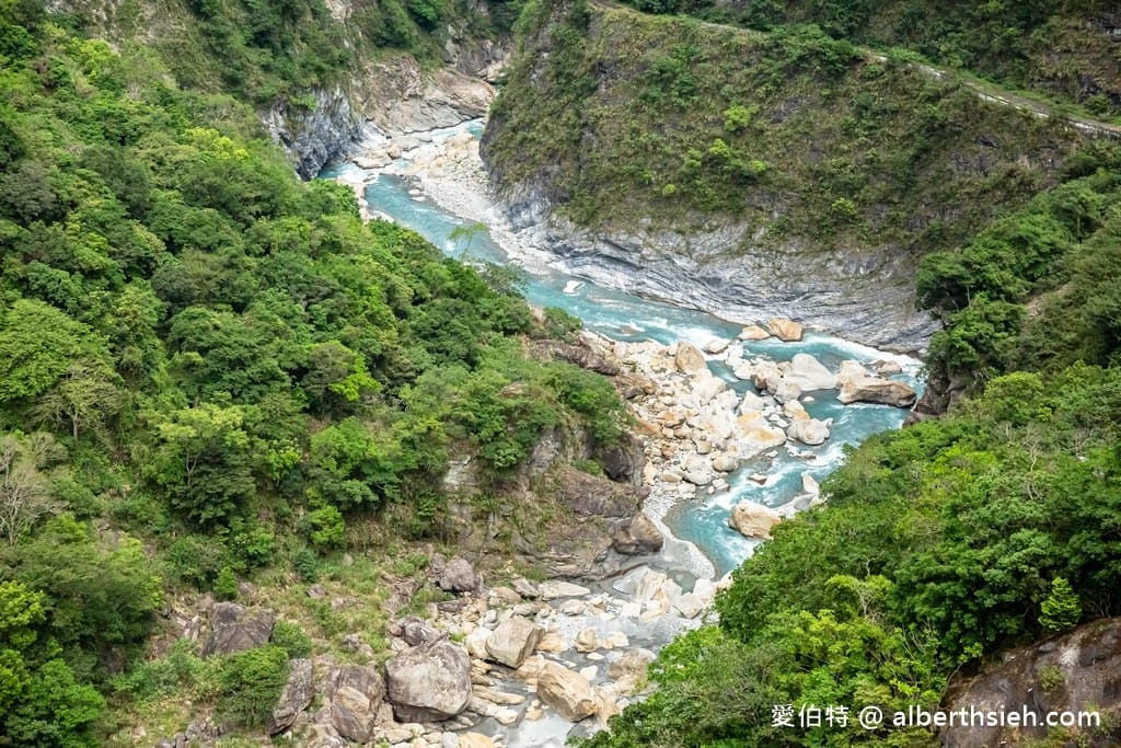 太魯閣布洛灣吊橋(山月吊橋).花蓮秀林景點(現場排隊免預約,跨越立霧溪,離溪谷落差最大,深跨比最高的峽谷吊橋) - 第19張圖 太魯閣布洛灣吊橋(山月吊橋).花蓮秀林景點(現場排隊免預約,跨越立霧溪,離溪谷落差最大,深跨比最高的峽谷吊橋)