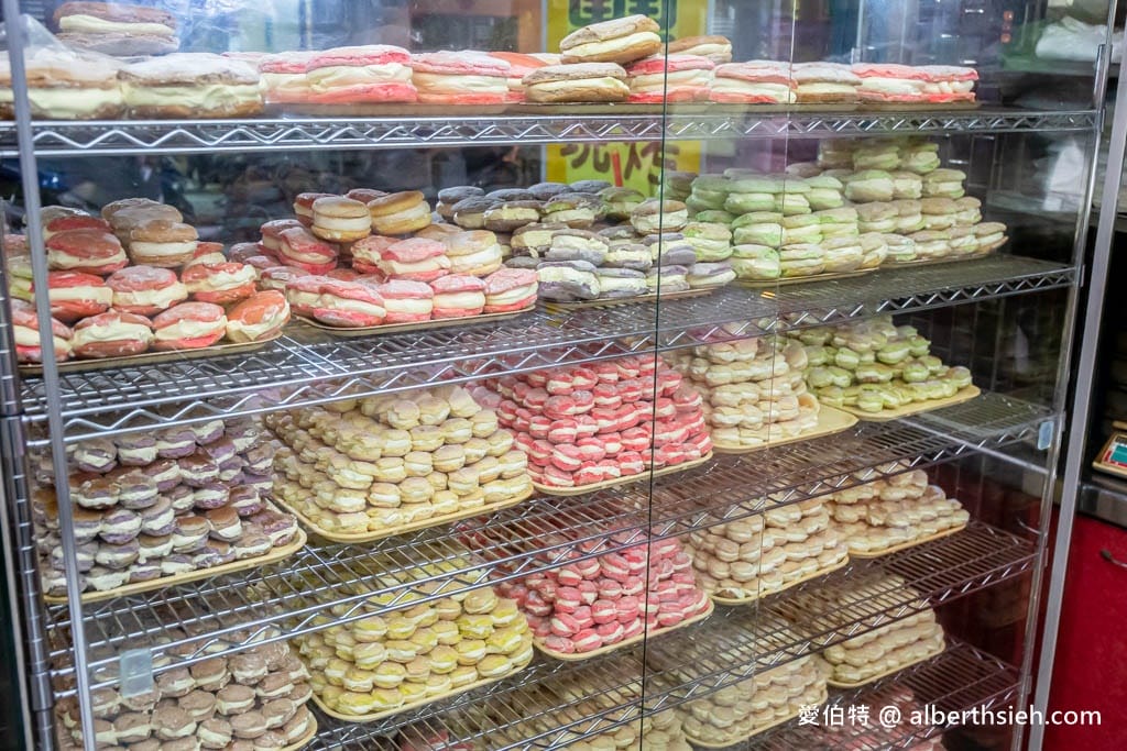 惠豐麵包店.南投埔里美食(超浮誇的全台最大15公分台式馬卡龍) - 第3張圖 惠豐麵包店.南投埔里美食(超浮誇的全台最大15公分台式馬卡龍)