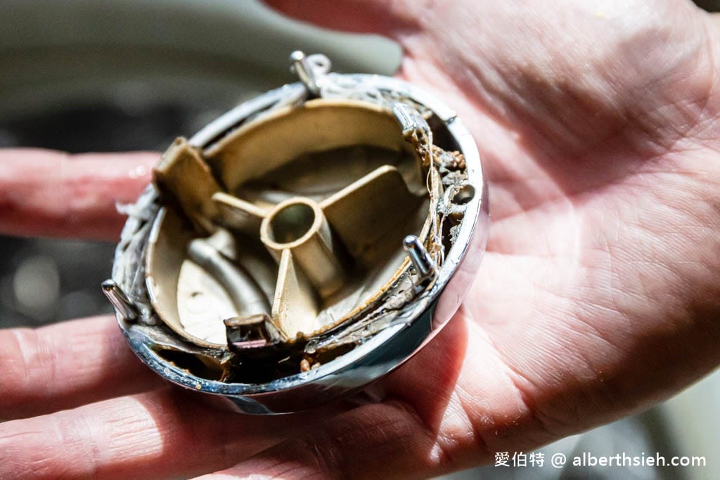 洗衣機真的有那麼髒？只靠洗衣機清洗劑絕對不夠！開箱五年沒洗的洗衣機 FT.小川職人洗衣機清洗