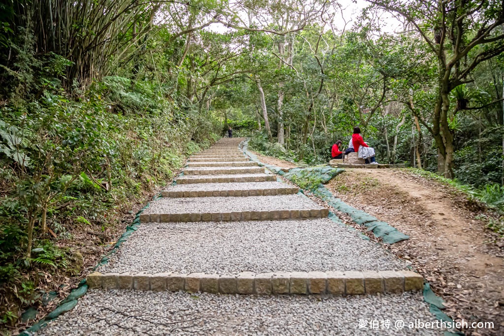 龍潭石門山步道．桃園小百岳（登小竹坑山賞美景，景春步道，觀音步道，環湖步道隨你選！） @愛伯特