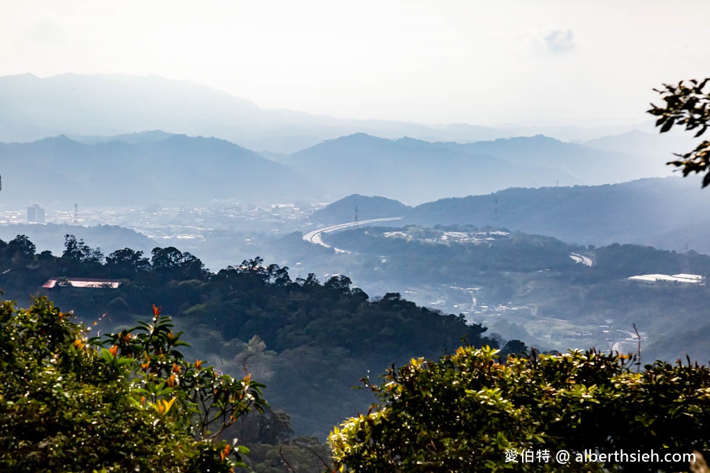 龍潭石門山步道．桃園小百岳（登小竹坑山賞美景，景春步道，觀音步道，環湖步道隨你選！） @愛伯特