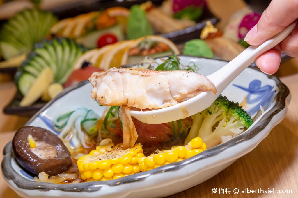 東街日本料理林口店．桃園龜山美食（超有氣勢的日料無菜單料理，適合聚餐/尾牙/春酒） @愛伯特