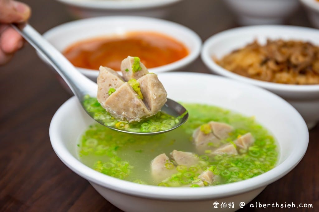 鶯桃肉圓｜桃園美食小吃，圓糯米的油飯必點超Q彈好吃