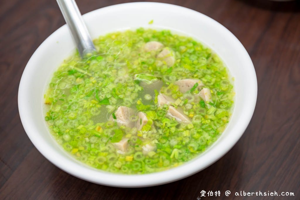 鶯桃肉圓｜桃園美食小吃，圓糯米的油飯必點超Q彈好吃