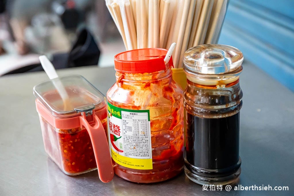 姑姑麵店.桃園大溪美食(在地一甲子,大溪老街超人氣古早味麵店) - 第7張圖 姑姑麵店.桃園大溪美食(在地一甲子,大溪老街超人氣古早味麵店)