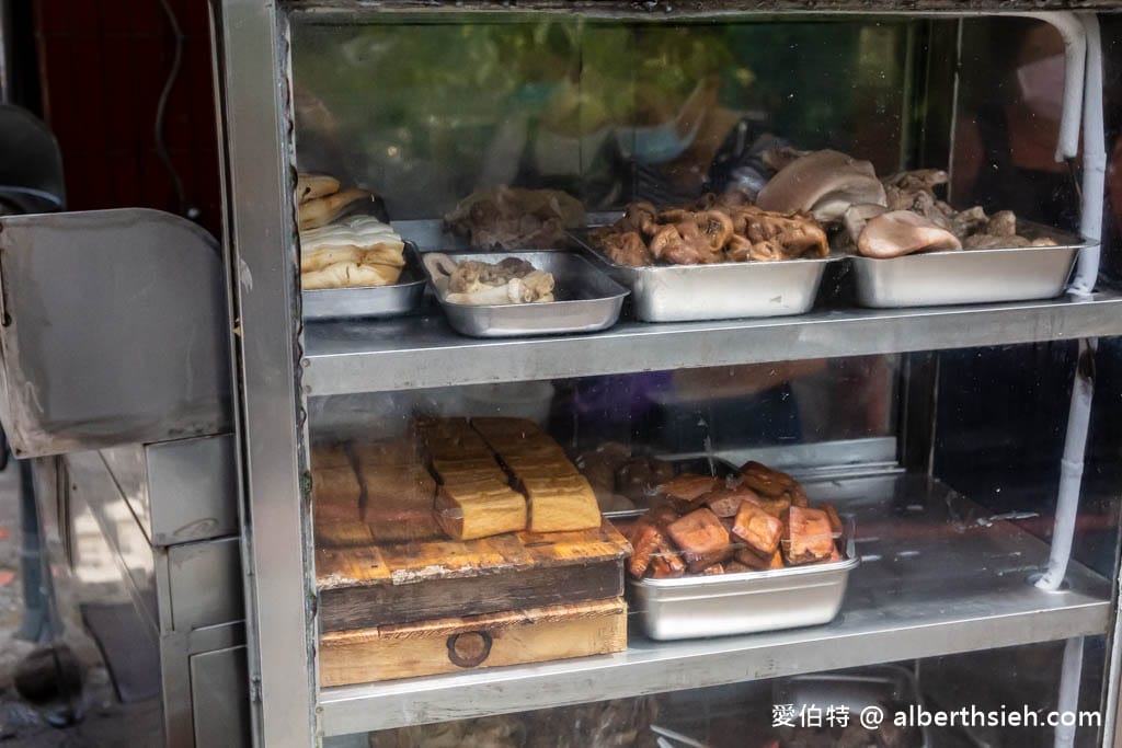 姑姑麵店.桃園大溪美食(在地一甲子,大溪老街超人氣古早味麵店) - 第5張圖 姑姑麵店.桃園大溪美食(在地一甲子,大溪老街超人氣古早味麵店)