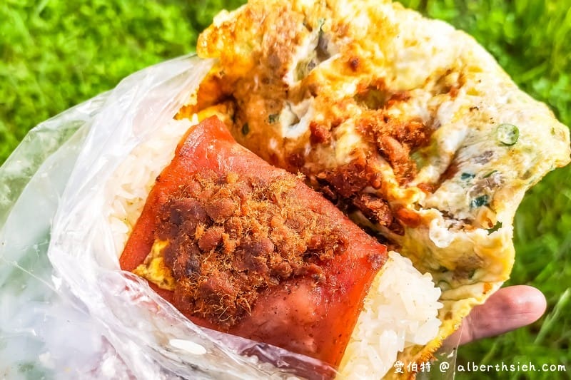 桃園龜山后街美食．龜山無名蛋包飯（多層次口感好吃美味的早餐）