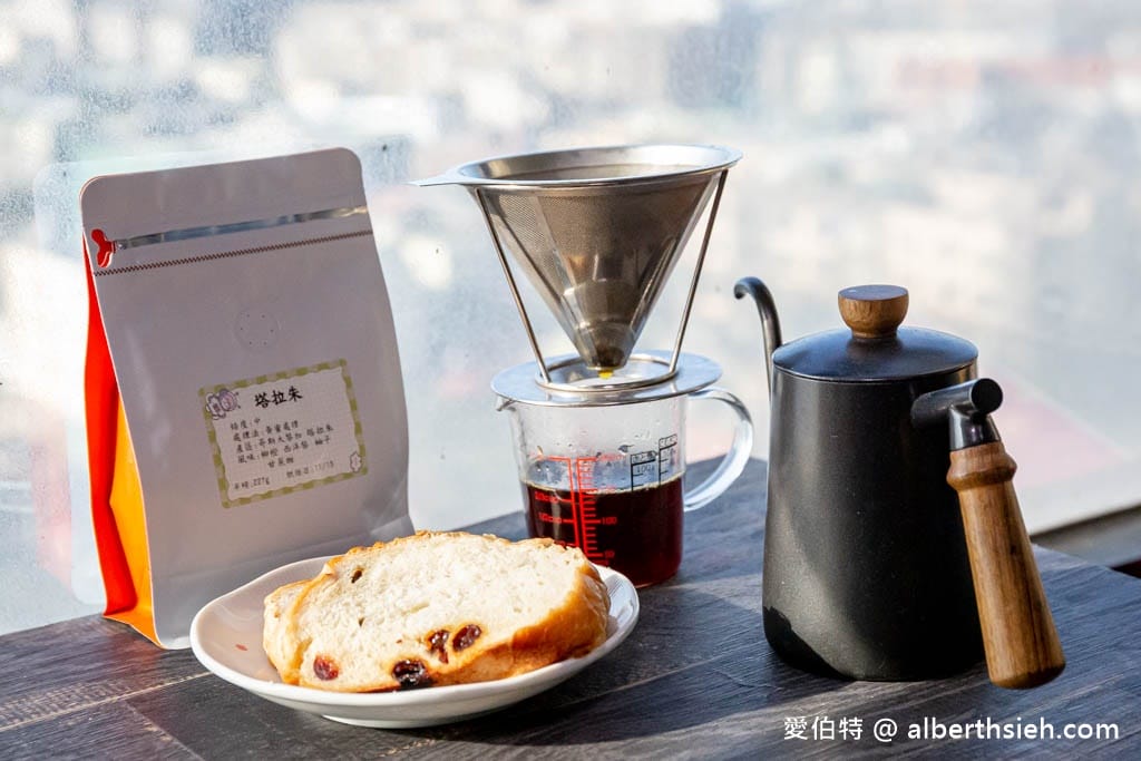百樂咖啡．桃園蘆竹南崁咖啡廳推薦（手沖咖啡好喝，不限時免費使用插座與WIFI）