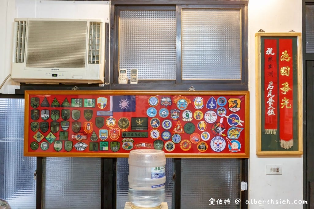 忠貞眷村口麻辣滷味米干．中壢龍岡美食（外省老滷超好吃必點，尤其是鴨翅）