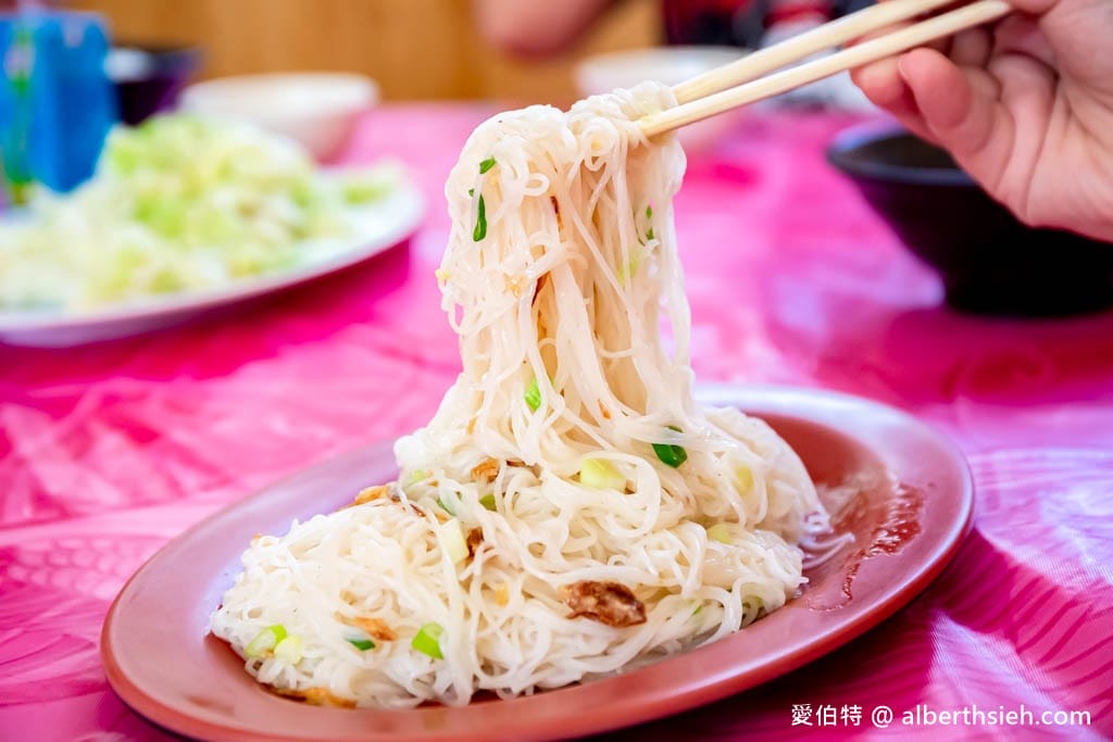 江師傅夢谷鋼桶烤雞店．南投仁愛美食（烤雞超級酥脆香氣很夠，糖醋魚無土味超好吃）