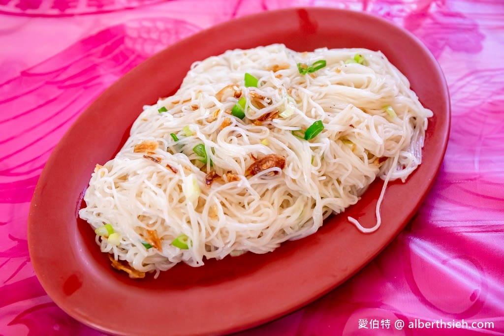 江師傅夢谷鋼桶烤雞店．南投仁愛美食（烤雞超級酥脆香氣很夠，糖醋魚無土味超好吃）
